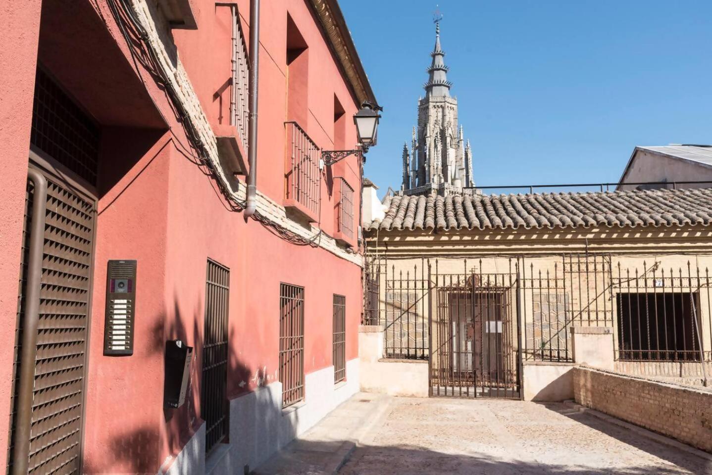 La Dama Del Jardin Del Nuncio Appartement Toledo Buitenkant foto